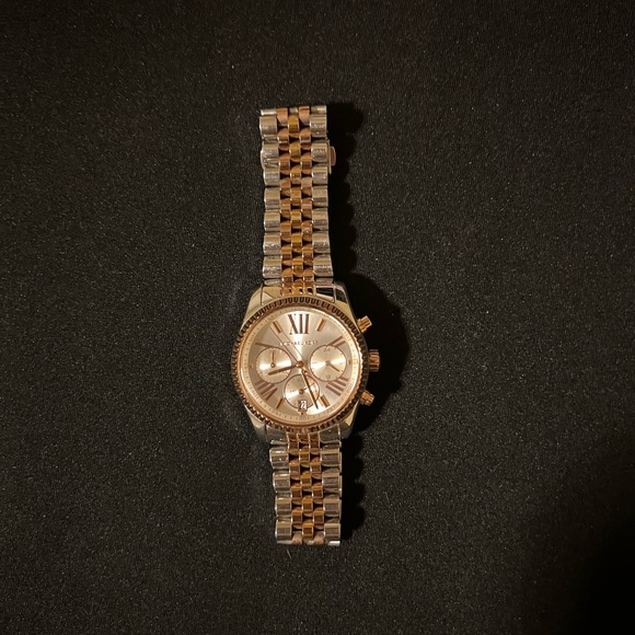 Michael Kors Oversized Lexington Two-Tone Watch - Picture 2 of 5